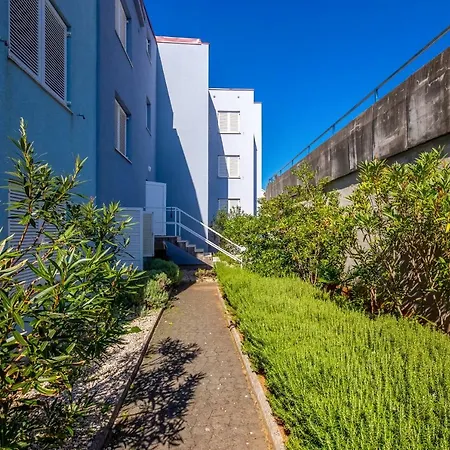Apartments Selce Selce