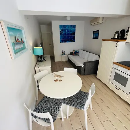公寓 Apartments Selce 塞尔瑟