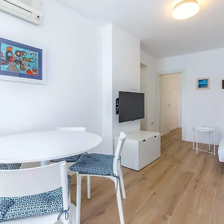 Apartments Selce