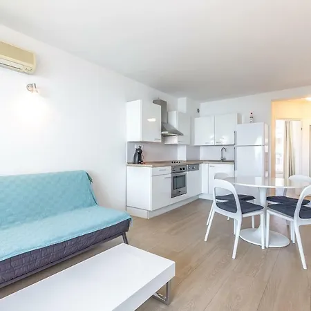 Apartments Selce * 塞尔瑟